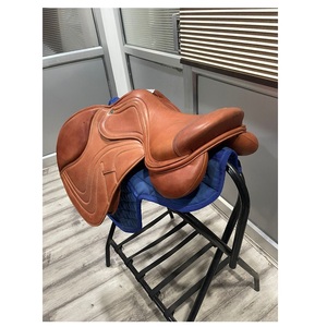 Accessoires d'équitation confortables de selle occidentale en cuir de qualité supérieure faits à la main du fournisseur indien - Product Image 2