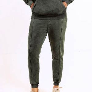 Conjunto Deportivo Informal Unisex Vintage de Primera Calidad a Precio Razonable, Sudadera con Capucha y Pantalones Deportivos de Estilo Lavado a la Piedra - Product Image 3