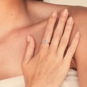 Simple 925 Sterling Silver Moissanite Anneau Excellente Coupe Princesse Iris pour les Femmes À La Mode De Proposition De Mariage Bijoux - Product Image 4