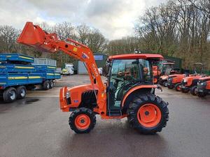 Tractor Kubota 4x4 de Alta Calidad y Gran Potencia (75hp, 80hp, 120hp, 160hp, 180hp) para Agricultura, Disponible para la Venta - Product Image 4