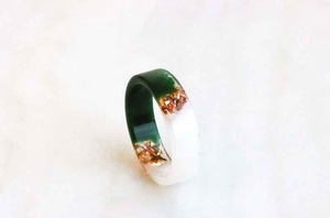 Resin Acrylic Rings Round Shape Handcrafted Love Ring Women Party Jewelry Wholesale Supply for Best Price - Product Image 5