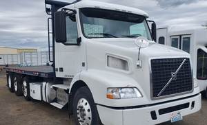 รถบรรทุกพื้นเรียบมือสอง Volvo ปี 2015-2019 รุ่น Heavy Duty แท้ พร้อมเกียร์ธรรมดา Eaton-Fuller 10 สปีด พร้อมการรับประกัน - Product Image 2