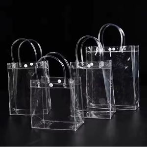 Bolsa de Compras de PVC Transparente con Base Cuadrada, Asas y Botón a Presión, con Logotipo Personalizado Impreso |   Bolsa Impermeable Premium para Ropa - Product Image 6