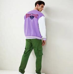 Veste d'université pour hommes avec broderie en chenille sur patch en laine vierge personnalisée OEM - Product Image 3