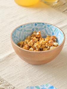 Tazón de Madera Natural para una Experiencia Gastronómica Ecológica y Presentación de Alimentos Orgánicos, Especial de Navidad - Product Image 4