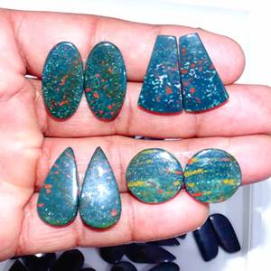 Paire de pierres de sang naturelles Cabochon de pierres précieuses en vrac Paire de pierres de sang de haute qualité pour la fabrication de bijoux - Product Image 4