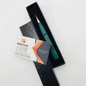 Pinzas de extensión de cejas y pestañas de acero inoxidable sostenible de alta calidad Diseño de punta de volumen puntiagudo con etiqueta privada - Product Image 3