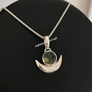 Colgante de moldavita, piedra preciosa de cristal Natural con efecto de cambio de Color de Chlum, República Checa, regalo único para su piedra preciosa suelta - Product Image 1