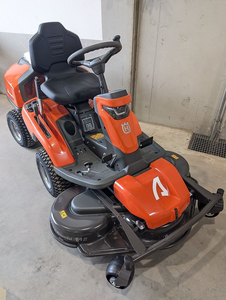 Vente en gros de tondeuse à gazon Husqvarna R 316TsX AWD, tracteur à quatre roues motrices, meilleure qualité, directement de l'usine, efficace et fiable - Product Image 2
