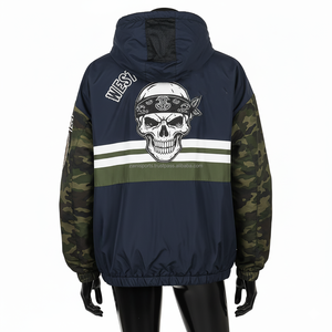 Coupe-vent en nylon pour femmes 220GSM Shell avec manches camouflage Denim poches plaquées imprimé tête de mort broderie Logo personnalisé Veste pour femmes - Product Image 2