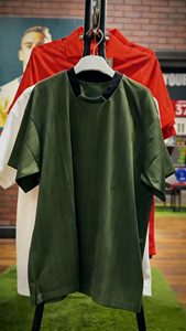 เสื้อโปโลผู้ชายปักโลโก้ตามสั่ง เนื้อผ้าถัก ระบายอากาศได้ดี ผลิตจากผ้าฝ้ายผสมโพลีเอสเตอร์ แขนสั้น ทรงพอดีตัว เหมาะสำหรับเล่นกอล์ฟ - Product Image 3