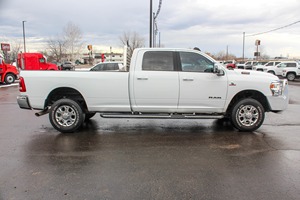 RAM 3500 Laramie 2024 Usada en Excelentes Condiciones - Product Image 3