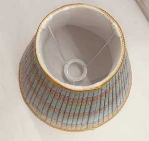 Abat-jour cylindrique en tissu de lin de luxe moderne, finition peinte à la poudre faite à la main, léger, installation facile pour la décoration de la maison et des hôtels - Product Image 2