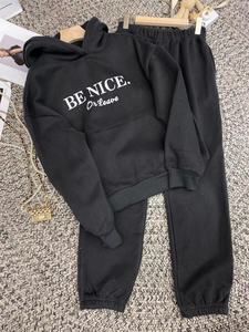 Vente en gros de nouveaux survêtements décontractés avec logo pour hommes survêtements à capuche ensemble de 2 pièces sweats à capuche pour femmes survêtement de saut jogging pour l'hiver - Product Image 3