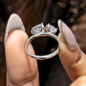 Anillo de compromiso de diamantes con dos piedras en forma de corazón de 2,44 quilates para mujer, oro de 14 quilates, talla 6.5US - Product Image 5