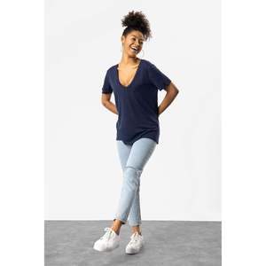 Camiseta de Lino con Cuello en V - Product Image 3