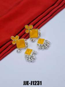 ตุ้มหูอัลลอยด์ออกซิไดซ์มีสไตล์เครื่องประดับแฟชั่นน้ำหนักเบา8สีดีไซน์ทันสมัยสำหรับผู้หญิงขายส่งออนไลน์ - Product Image 3