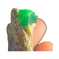 Batu Permata Emerald Natural Glow Gemstone Swat, Spesimen Potongan 51,23 Gram, Kristal Beryl Hijau, Batu Permata Lepas 66,98x14,36x15,55mm, Pakistan