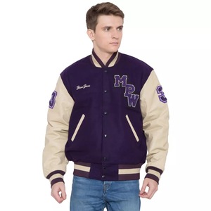 Chaqueta universitaria personalizada de lona recubierta con capucha y cierre de cremallera con forro de algodón para hombre unisex - Product Image 1