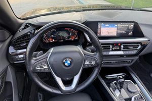BMW Z4 sDrive30i Turbo 4 cylindres 2022 d'occasion en excellent état, provenant de régions climatiques chaudes, non modifiée - Product Image 4