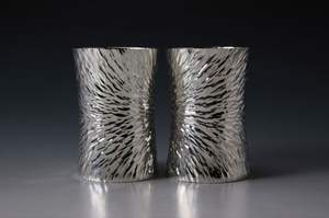 Jarrón de cerámica plateado de lujo, maceta decorativa con textura de guijarro moderno, acabado metálico elegante, regalo de decoración del hogar - Product Image 6