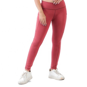 Mallas de mujer con estampado personalizado, mallas de diseño deportivo de talle alto para yoga y tela suave para mujer - Product Image 4