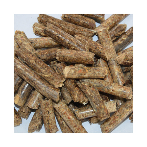 Pellets de madera económicos disponibles en grandes cantidades para uso minorista e industrial - Product Image 3