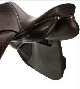 Selle de cheval western faite à la main avec design usiné selle de cheval western en cuir produits de courses de chevaux anglais d'Inde - Product Image 4