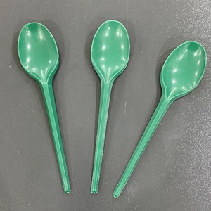 Échantillons gratuits Usine Prix le plus bas Jetable 15cm 2.3gr Cuillère en plastique Couleur personnalisée À emporter Restaurant Pique-nique Super Qualité - Product Image 3