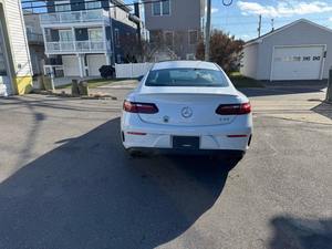 Mercedes-Benz Clase E AMG E 53 Estándar 2023 - Product Image 3