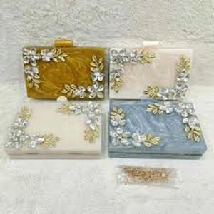 Bolso de Mano de Resina de Alta Demanda para Fiestas y Navidad, Bolso de Mano para Mujer para Fiestas Nocturnas, Bodas y Regalos - Product Image 1