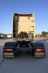 Tracteur à roues Volvo FH500 d'occasion 2024, moteur Volvo Penta 15 CV, boîte de vitesses, 40001-50000 heures, pour inspection vidéo agricole - Product Image 5