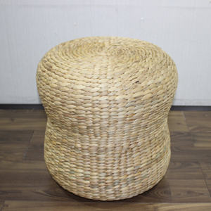 Tabouret rond en matériau naturel écologique Tabourets de bar en jacinthe d'eau tissés à la main avec en usine Artex Dong Thap - Product Image 4