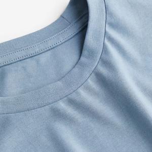 T-shirt pour homme en coton 100% de qualité supérieure, design personnalisé, col rond, basique, surdimensionné, tissu tricoté, poids 220 grammes - Product Image 4