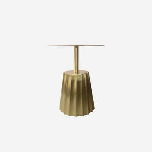 Table d'appoint de luxe en métal doré pour la décoration de la maison et de la fête de mariage Table d'angle élégante de meilleure qualité au prix de gros - Product Image 2