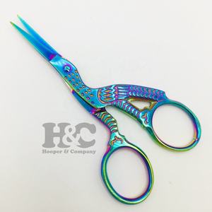 Ciseaux de cigogne utilisant pour la broderie durable de sourcils de cils et l'utilisation de ciseaux de salon à la maison revêtement de Plasma arc-en-ciel - Product Image 5