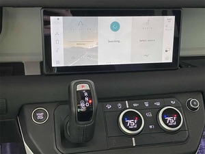 2024 Land Rover Defender 90 P300 S SUV AWD certificado limpio y bastante usado caja de cambios automática izquierda cuero oscuro Turbo eléctrico AW - Product Image 2