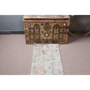 Tapis de couloir vintage 1,6x5,3 pi (49x163 cm), tapis turc en laine à bordures blanches - Product Image 4