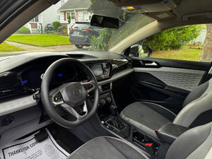 WONDERFULLY USED 2022 <b>T</b>-AOS S FWD SUV GRAY BLACK INTERIOR FUEL ECONOMY HGM 8-SPEED AUTOMATIC FRONT WHEEL <b>DRIVE</b> ENGINE 1.5L 14 - Product Image 5