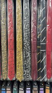 Corbata ajustada suave y elegante en material de poliéster Poliemit de corte regular - Product Image 2