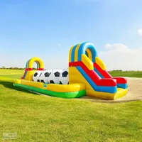 Grand jeu de football gonflable Wipeout pour l'extérieur
