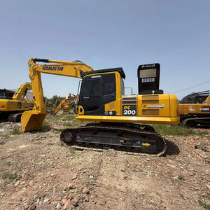 Komatsu รถตักดินขนาด20ตัน PC200-8จากญี่ปุ่นสินค้ามือสองราคาถูก - Product Image 1