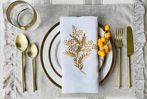 Serviettes en tissu de broderie serviettes de table lavables douces réutilisables pour la table à manger OEM de dîner de famille de fête de mariage - Product Image 3