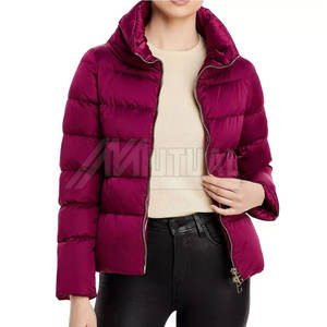 Doudounes pour femmes de haute qualité fabriquées au Pakistan Conception personnalisée Vêtements d'hiver avec caractéristique respirante Col montant Vente en gros - Product Image 4