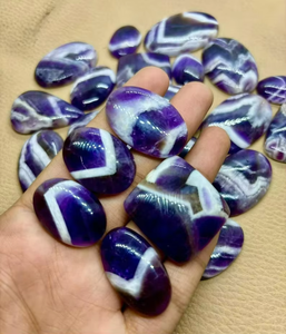 Lot en gros d'améthyste de haute qualité de cabochon d'améthyste naturelle pierre polie de différentes formes et tailles pour la fabrication de bijoux - Product Image 2