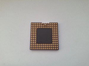 Vente en gros de processeurs vintage TX486DLC-33GA pour mise à niveau de 80386 à 486 vers AM4 64 bits CPU GOLD - Product Image 2