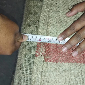 Bande rouge de qualité supérieure NOUVEAU STD DW JUTE GUNNY SACK VOT DE QUALITÉ ALIMENTAIRE pour le riz CACAO CAJOU EMBALLAGE biodégradable du Bangladesh - Product Image 1