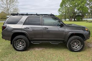 Oferta Especial: Autos Usados de Alta Calidad 2018 4Runner TRD Off-Road Premium - Product Image 5