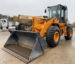 2010 Case 721E Wheel Loader-Cargador de tamaño medio de 195HP con potencia, eficiencia y comodidad - Product Image 1