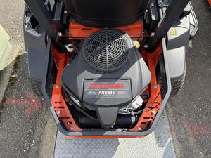 2024 Kubota เครื่องตัดหญ้า Z231ไร้สาย, เครื่องตัดหญ้าแบบไม่หมุน1800W 173cc 1000มม. 28V - Product Image 4